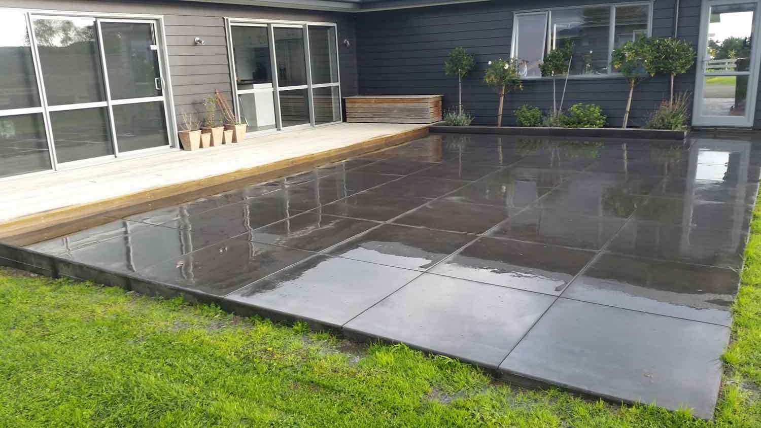 Outerlife concrete and landscaping - Concrete Patio and pathways
